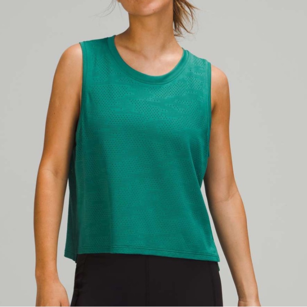 Lululemon Train to Be Tank